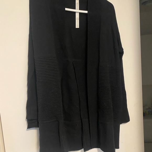 Worn once lululemon merino wool cardigan - Picture 2 of 4